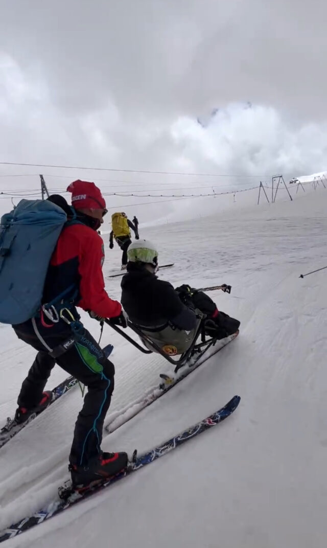 https://alpinisti-insuperabili.it/wp-content/uploads/2025/05/in-discesa-con-gli-sci-640x1072.jpeg