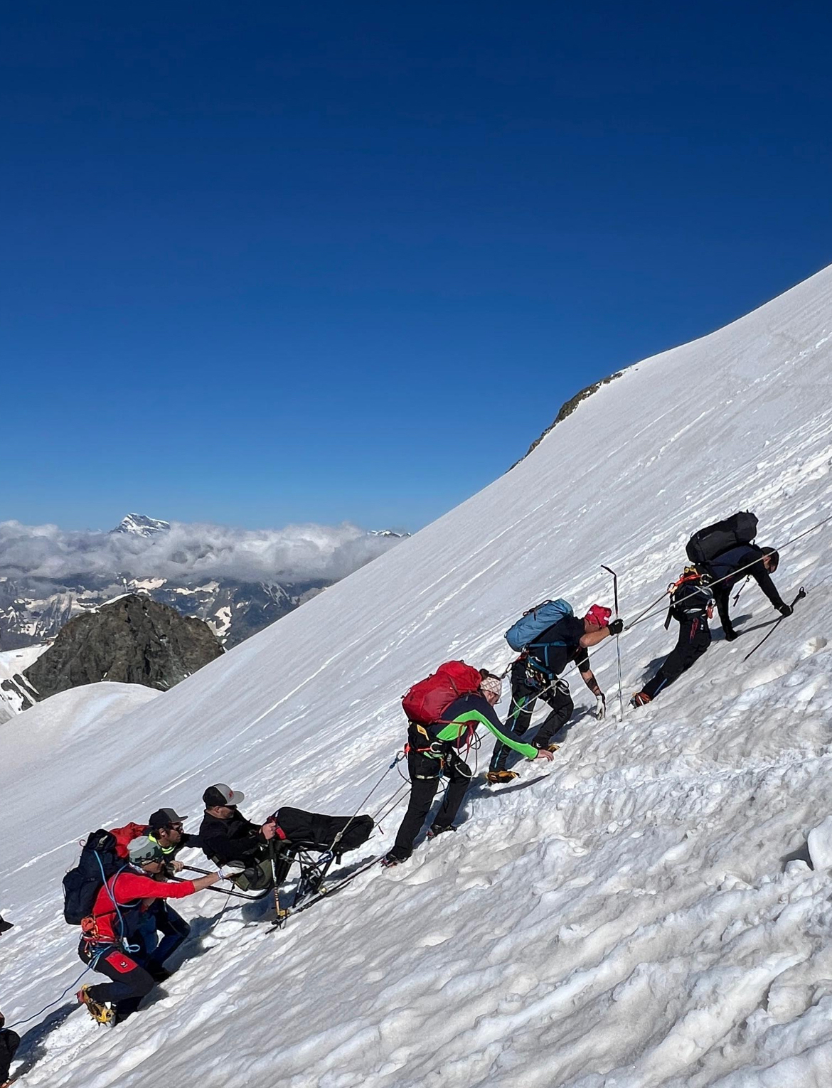 salendo verso la vetta